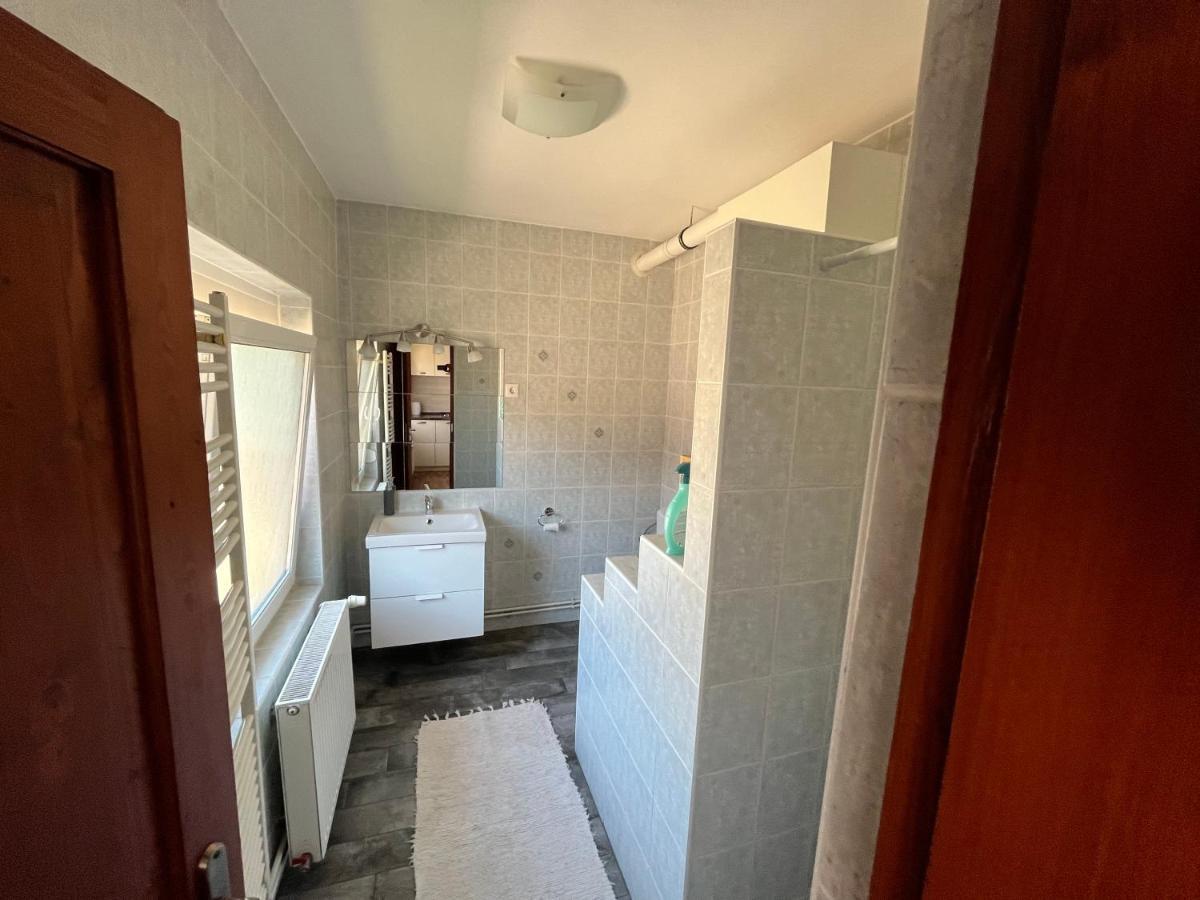 שיופוק Petita Garden Apartman מראה חיצוני תמונה