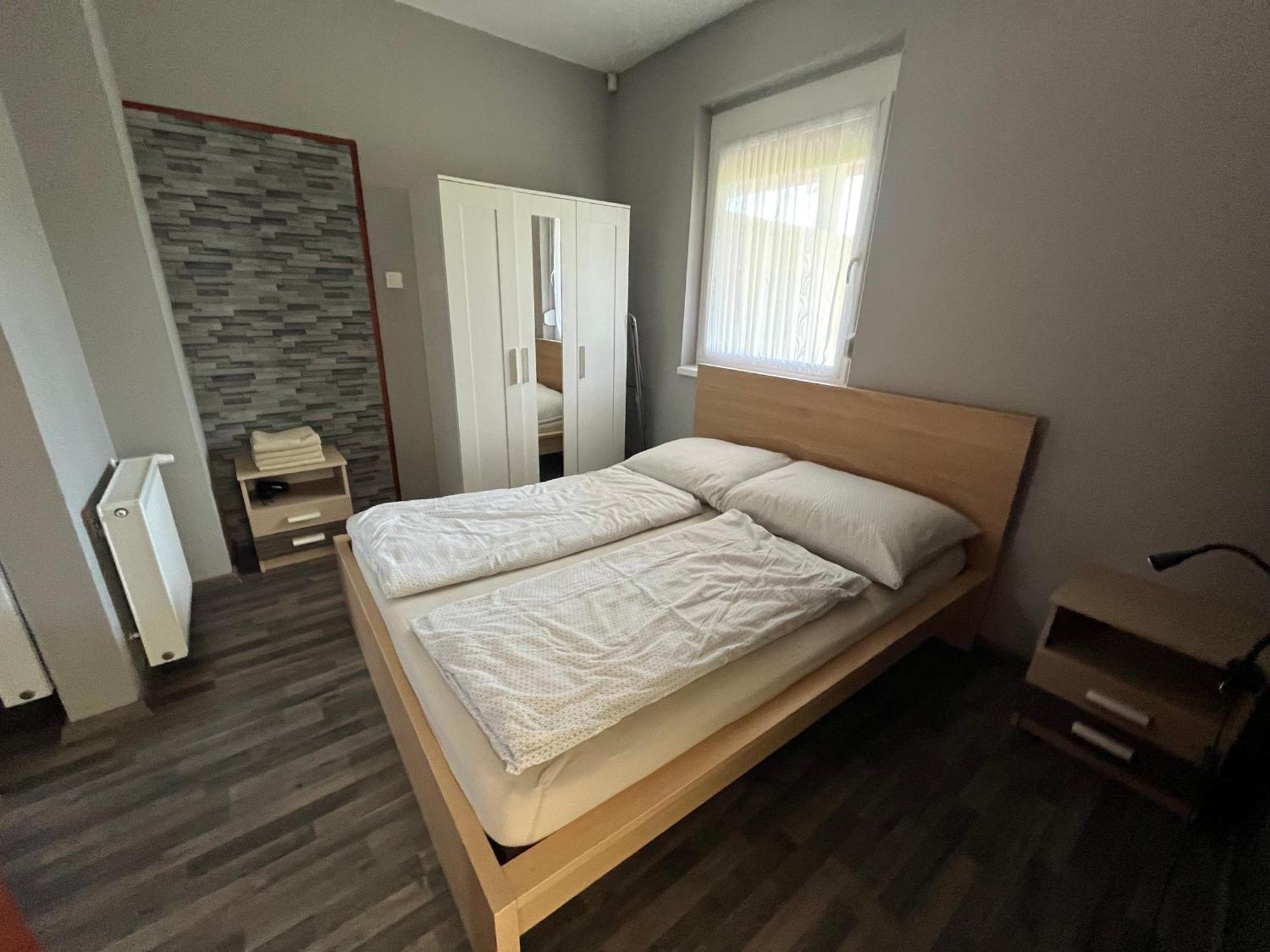 שיופוק Petita Garden Apartman מראה חיצוני תמונה